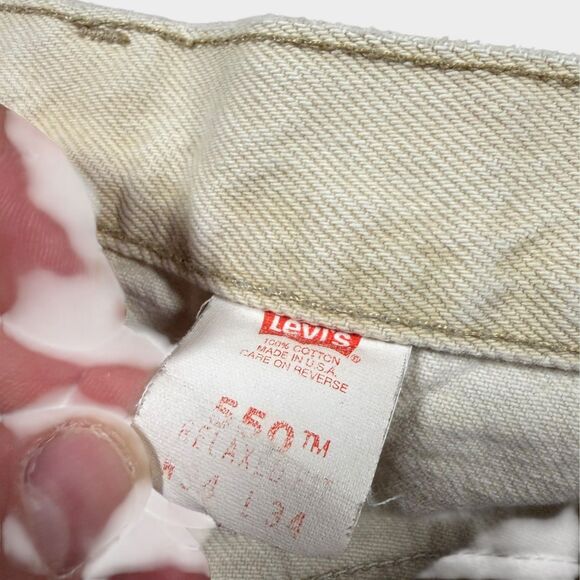 Vintage Levi’s 550 Made in USA White Denim Jeans 34x34 Custom Snake Print 90s - Picture 11 of 12